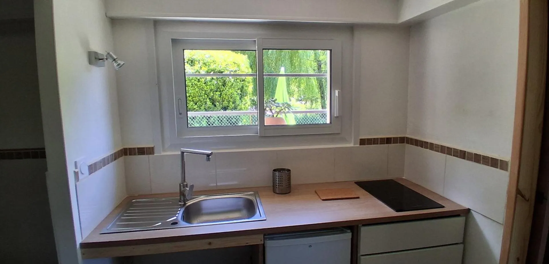 Charmant Studio Van Gogh Chabeuil Apartman